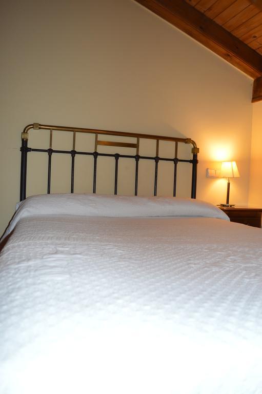 Hostal Revinuesa Εξωτερικό φωτογραφία